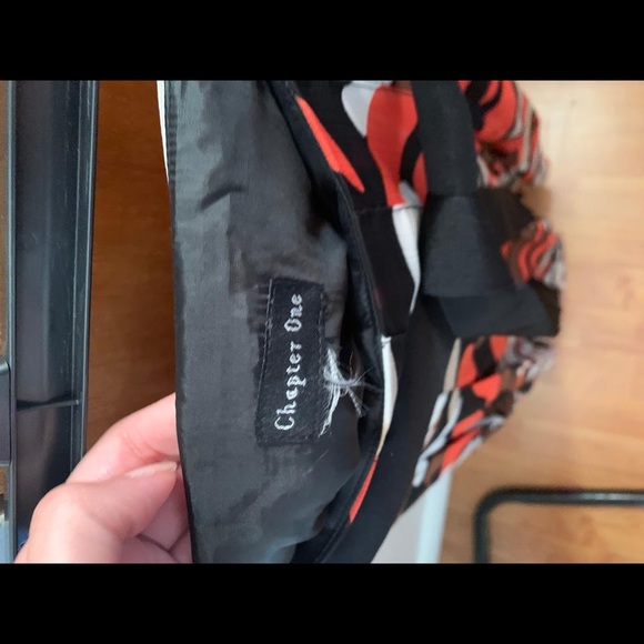 Long colourful skirt with belt - Picture 3 of 4